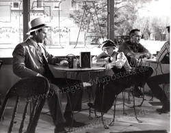 Paper Moon (Paper Moon)
